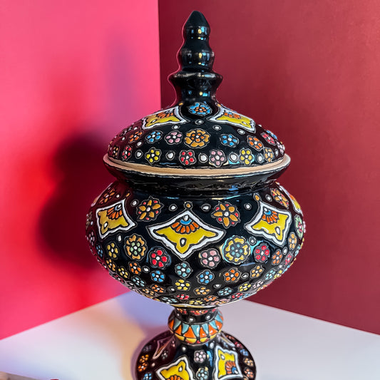 Servier Schale mit Deckel